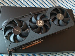 Відеокарта AMD Radeon RX 9070 XT 16 GB GDDR6 Gaming OC Gigabyte (GV-R9070XTGAMING OC-16GD) ( Black ) фото от покупателей 3