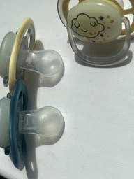 Пустышка Philips AVENT Avent Ultra Air Ночная 18 месяцев + 2 шт. (SCF376/01)
