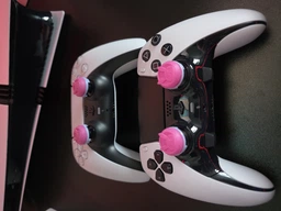 Накладки на стики KontrolFreek Overwatch D.Va для Sony PS4 DualShock / PS5 DualSense фото от покупателей 2