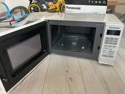 Мікрохвильова піч із грилем Panasonic NN-GT261WZPE фото від покупців 10