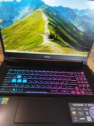 Ноутбук (2024) ігровий MSI Katana 17 i5-12450H/ 16GB / 1TB/ RTX3050 / 17.3" 144Hz
