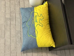 Подушка декоративна TM IDEIA Обійми Україну 45х65 см (8-35259) фото від покупців 4