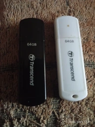 Флеш память USB Transcend JetFlash 700 16GB USB 3.1 Gen1 Black (TS16GJF700) фото от покупателей 13