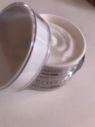 Регенеруючий нічний крем Revuele Пептиди та Ретинол Bioactive 50 мл 3800225902526