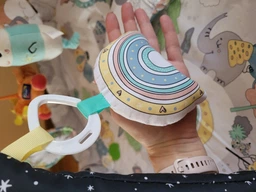 Розвиваючий килимок з музикою та світлом Qkids Park плюшевий дитячий килимок зі світлодіодною дугою підвісні іграшки фото від покупців 5