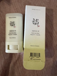 Матирующий солнцезащитный стик с экстрактом полыни и камелии Beauty Of Joseon Matte Sun Stick: Mugwort + Camelia SPF 50+ PA++++, 18г (8809864766884) фото от покупателей 1