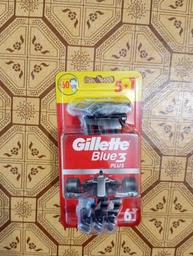 Одноразовые станки для бритья (Бритвы) мужские Gillette Blue3 Plus Nitro 12 шт (8700216148146) фото от покупателей 1