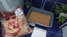 Древесный наполнитель для котов "Luсky Pet" Премиум - 6 (кг) фото от покупателей 2