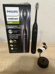 Электрическая зубная щетка PHILIPS Sonicare HX7101/01 серии 5300 фото от покупателей 16