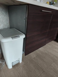 Відро для сміття 30 л з кришкою та педаллю пластикове MVM BIN-01 30L GRAY