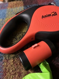 Рулетка-поводок AnimAll с диспенсером М до 30 кг/5 метров MS7016-B (Х/12/Х) Красная (2000981277949) фото от покупателей 1