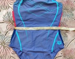 Купальник закритий для жінок Arena GRAPHIC SWIMSUIT SWIM PRO BACK синій, жовтий Жінки 40