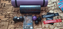 Набор мячей для массажа и МФР EasyFit EF-1058s-1063s PVC 7.5 см мячики массажеры для спины, ног, рук, шеи и стоп мягкий Красный + жесткий Фиолетовый (56003330) фото от покупателей 11