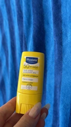 Mustela Sun Stick SPF50 Family Солнцезащитный стик для всей семьи 9 мл (2027 г.)