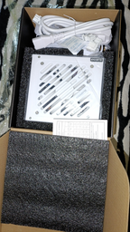 Блок живлення Gigabyte P650SS ICE (GP-P650SS ICE) фото від покупців 4