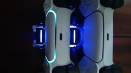 Зарядка для джойстика PlayStation 5 Honcam зарядная Док Станция для геймпада PS5 DualSense на 2 геймпада с подсветкой Белая фото от покупателей 9