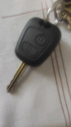 Корпус автомобильного ключа для Citroen C1 C2 С3 С4 Berlingo Picasso Galakeys 2 кнопки (05-07)