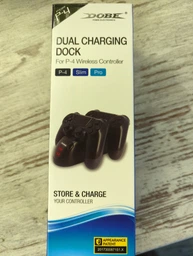 Двойная зарядная красная dock станция DOBE подставка для двух геймпадов DualSense консоли Sony PlayStation 5 (PS5 / PS5 Digital Edition) c LED подсветкой статуса зарядки контроллера, джойстика