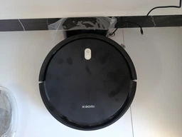 Робот-пилосос з вологим прибиранням Xiaomi Mi Robot Vacuum E5 Black BHR8298EU фото від покупців 3