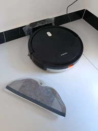 Робот-пилосос з вологим прибиранням Xiaomi Mi Robot Vacuum E5 Black BHR8298EU фото від покупців 2