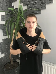 Масажер роликовий Shiatsu масажери масажна подушка для шиї спини попереку голови тіла та глибокого шиацу масажу інфракрасним підігрівом таймером захистом від перегріву 3 рівні для розслаблення вдома з екокожі з дихаючою сіткою фото від покупців 5