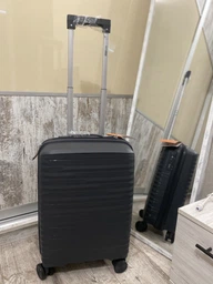 Чемодан EuroHome EH100-20-BL 39 л Черный (EH100-20-BL)