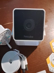 Интерактивный развлекательный комплекс Petcube Cam (CC10US) фото от покупателей 1