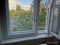 Краска резиновая универсальная TRIORA 247 RAL 9004 черная 1,2 кг фото от покупателей 9