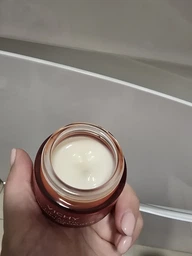 Дневной антивозрастной крем Vichy Liftactiv Collagen Specialist 16 с ко-бондинг технологией для коррекции 16 признаков старения кожи лица 50 мл (3337875607254) фото от покупателей 4