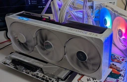 Видеокарта GIGABYTE Nvidia GeForce RTX 5070 Ti AERO OC 16G (GV-N507TAERO OC-16GD) фото от покупателей 9