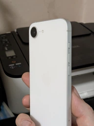 Мобільний телефон Apple iPhone 16e 128GB White (MD1R4SX/A) – фото