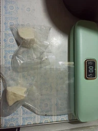 Вакуумный упаковщик для дома кухни Vacuum Sealer 01 вакууматор для еды продуктов питания сухих и влажных овощей и мяса прибор для упаковки пищи вакуумные упаковщики + комплект гофрированные пакеты 10 шт черный