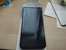 Защитное стекло LUX для Samsung Galaxy A16 4G / 5G (A165 / A166) полная проклейка черный фото от покупателей 2