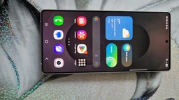 Мобильный телефон Samsung Galaxy S25 12/512GB Navy (SM-S931BDBHEUC)