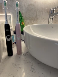 Набор электрических зубных щеток PHILIPS Sonicare HX6800/35 Protective Clean 4300 фото от покупателей 2