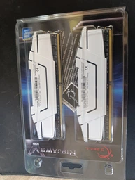 Оперативная память G.Skill DDR4-3600 32768MB PC4-28800 (Kit of 2x16384MB) Ripjaws V White (F4-3600C18D-32GVW) фото от покупателей 2