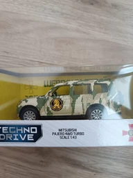 Автомодель серії "Шеврони Героїв" Mitsubishi Pajero 4WD Tubro" 47 ОМБр" TechnoDrive 250361M фото від покупців 1