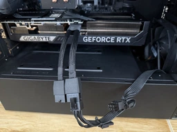 Відеокарта GF RTX 5070 12GB GDDR7 Windforce OC Gigabyte (GV-N5070WF3OC-12GD)