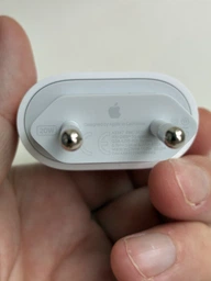 Сетевое зарядное устройство Apple 20W USB-C Power Adapter White (MD3J4ZM/A) фото от покупателей 3