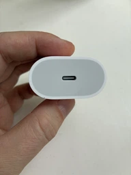Сетевое зарядное устройство Apple 20W USB-C Power Adapter White (MD3J4ZM/A) фото от покупателей 1