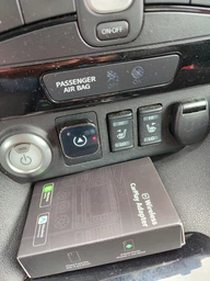 Адаптер беспроводной для Apple CarPlay и Android Auto 2in1 USB WIFI5 Bluetooth 5.0 С переходниками фото от покупателей 7