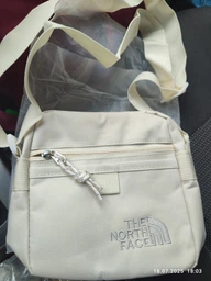 Сумка кросс-боди The North Face, белая фото от покупателей 2
