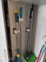 Універсальний настінний тримач для швабр Mop Holder White