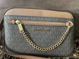 Женская сумка кросс-боди Michael Kors Jet Set Large Logo Crossbody Bag 24*5*16,5 см черная фото от покупателей 1