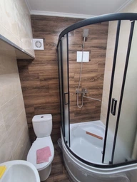 Душова кабіна з глибоким піддоном KO&PO DB-11 90х90x190 см чорна матове скло 5 мм розсувні двері (С15390) фото від покупців 1