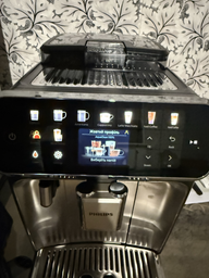 Кавомашина PHILIPS Series 5500 LatteGo EP5544/50 фото від покупців 1