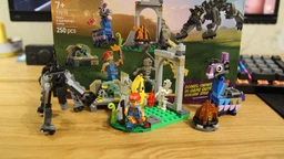 Конструктор LEGO Fortnite Скины, Искра и лагерь 250 элементов (77075)