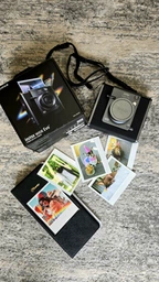 Набір Фотокамера миттєвого друку + Принтер 2-в-1 Fujifilm INSTAX Wide EVO Black (2-in-1 Instant Film Camera and Printer) / Картриджі на 20 фото / Чорний фотоальбом на 64 фото