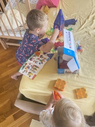 Різнокольорові Магнітні Блоки Magnetic Blocks Tiles 60 шт Машинка 3D Магнітний Конструктор Розвиваючий Набір фото от покупателей 2