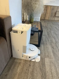 Робот-пилосос з вологим прибиранням RoboRock Qrevo Edge 5V1 White фото від покупців 8
